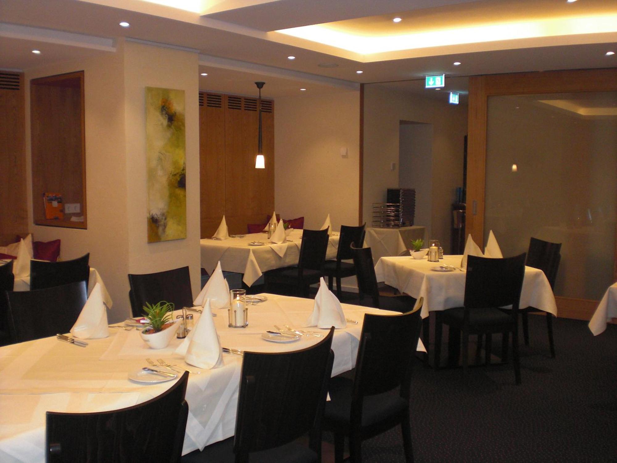 Hotel-Restaurant Schieble ケンツィンゲン エクステリア 写真